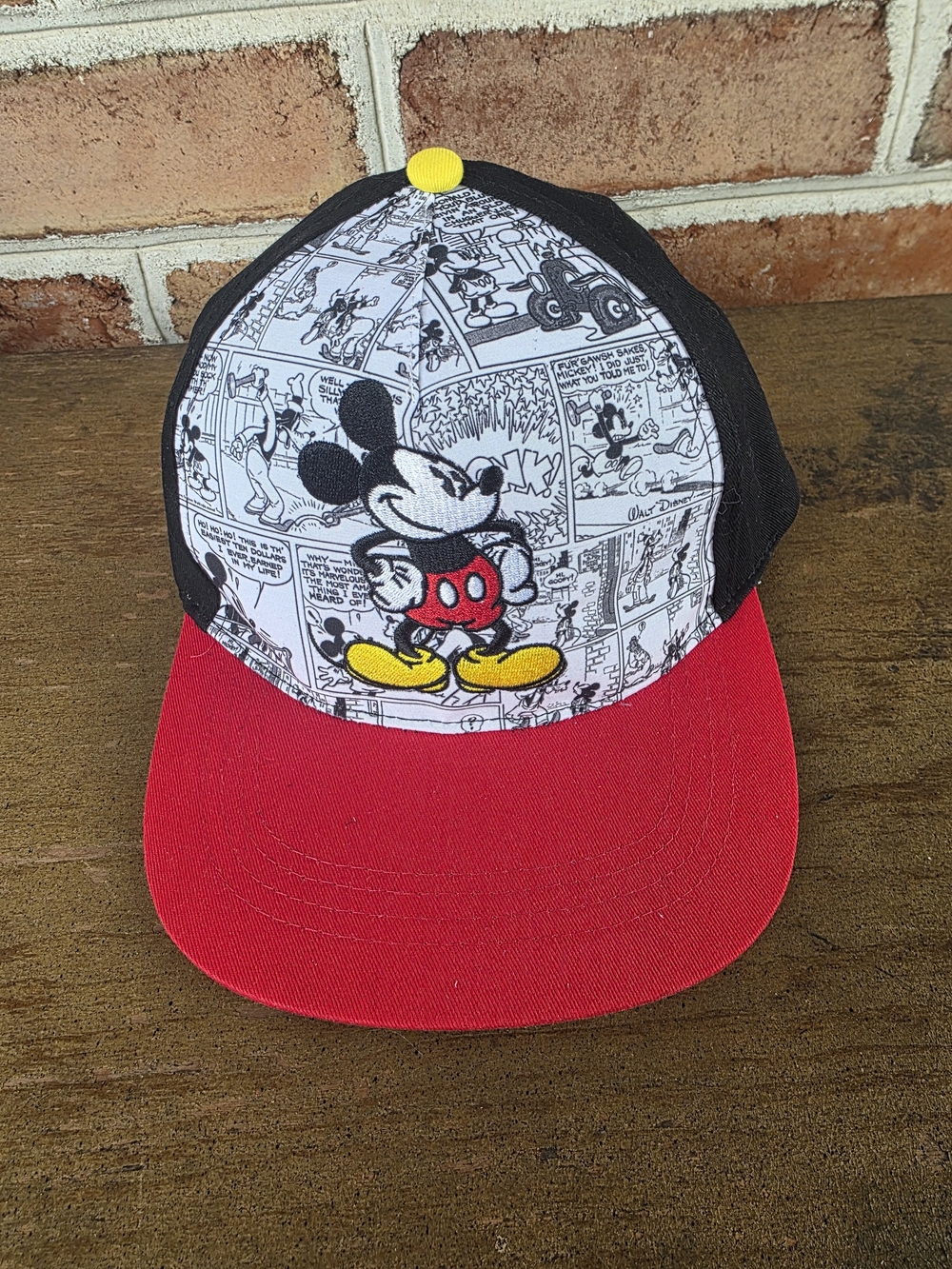 Disney Mickey Mouse Red Brim Black Panels Comic Print Cap